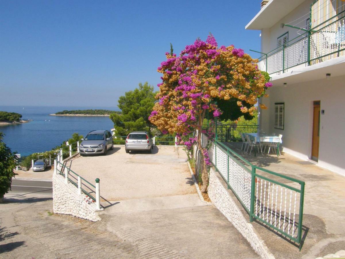 Apartments Dijo Primošten Exterior foto